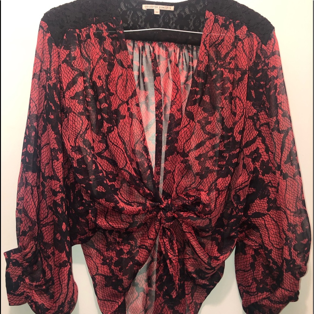 RED KIMONO TOP WITH LACE DETAIL